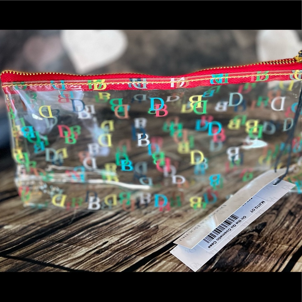 Dooney and Bourke IT ON THE GO COSMETIC CASE